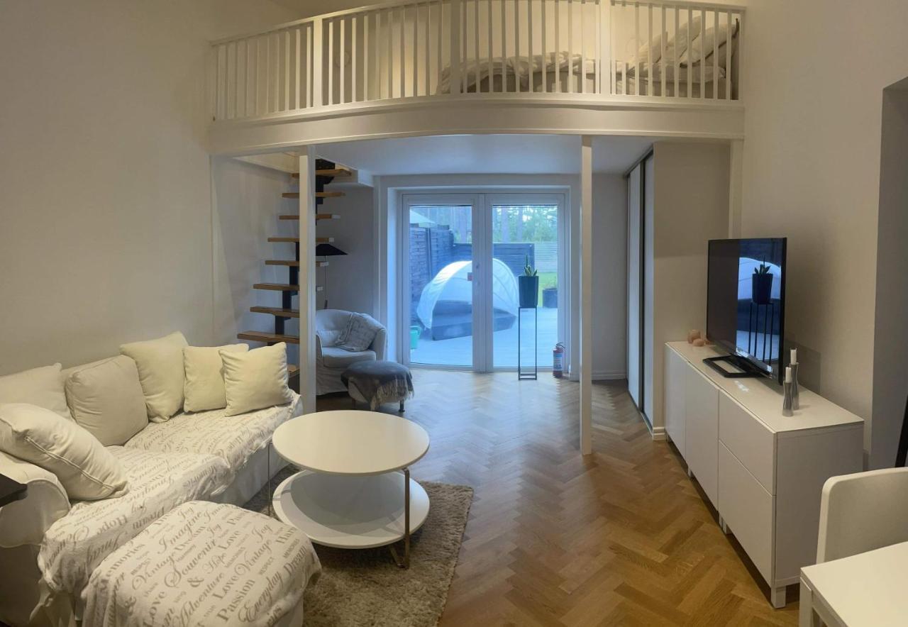 Nyrenoverad Laegenhet Åhus Exterior foto